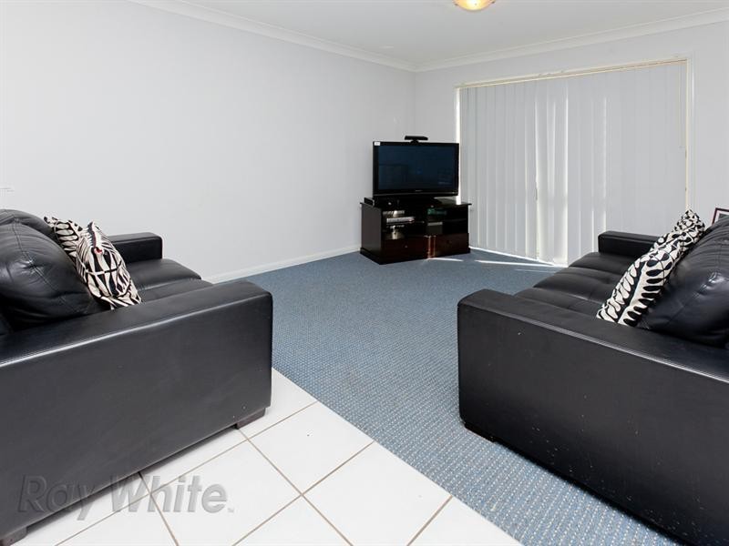 62 Creekside Drive, Springfield Lakes QLD 4300