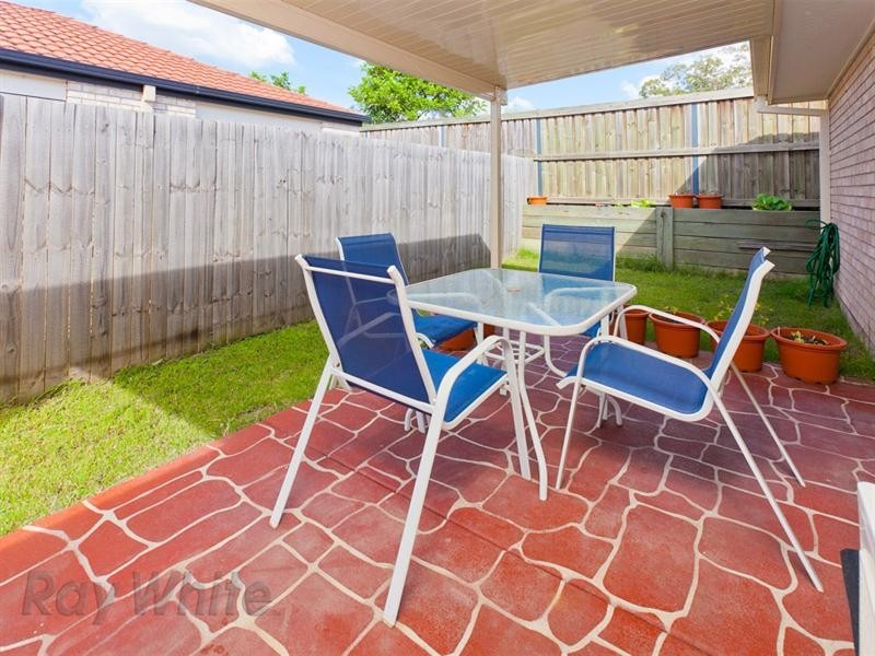 62 Creekside Drive, Springfield Lakes QLD 4300