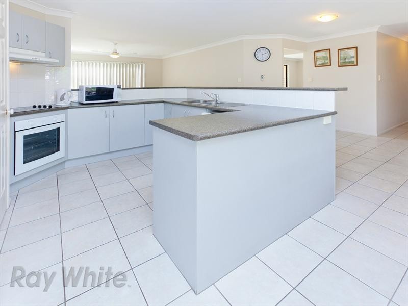 6 Gumleaf Place, Springfield QLD 4300