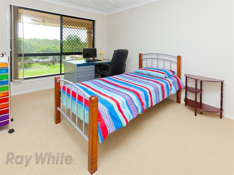6 Gumleaf Place, Springfield QLD 4300