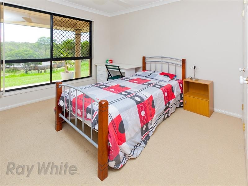 6 Gumleaf Place, Springfield QLD 4300