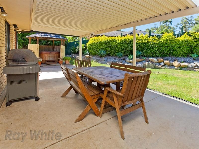 13 Harriet Court, Springfield Lakes QLD 4300
