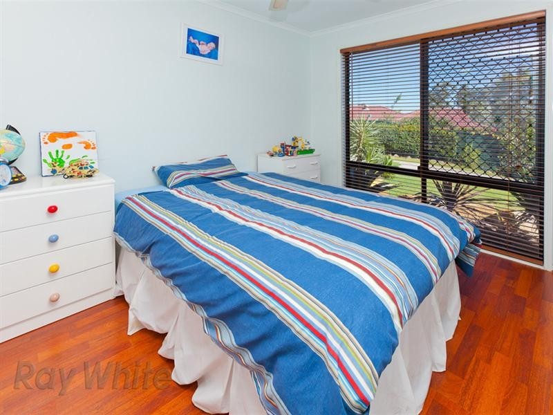 13 Harriet Court, Springfield Lakes QLD 4300