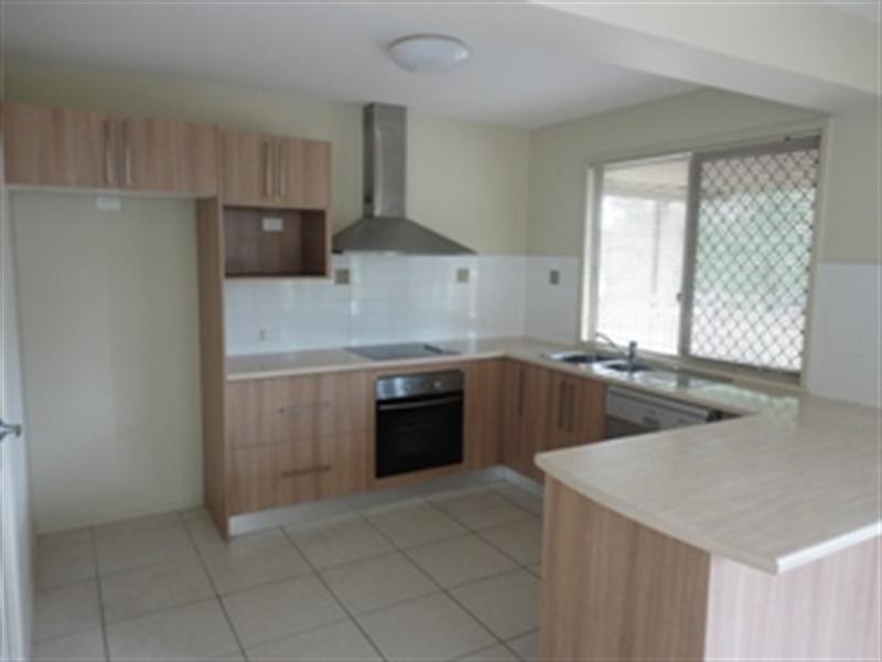 On Heathwood Place, Collingwood Park QLD 4301