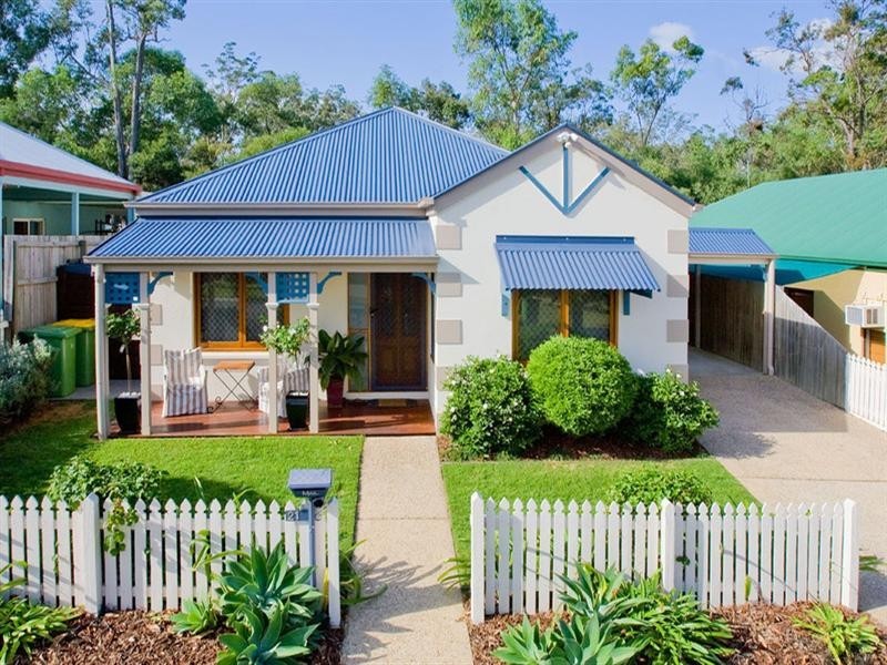 21 Emma Place, Springfield Lakes QLD 4300
