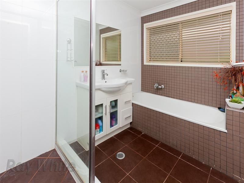 25 Greenway Circuit, Springfield QLD 4300