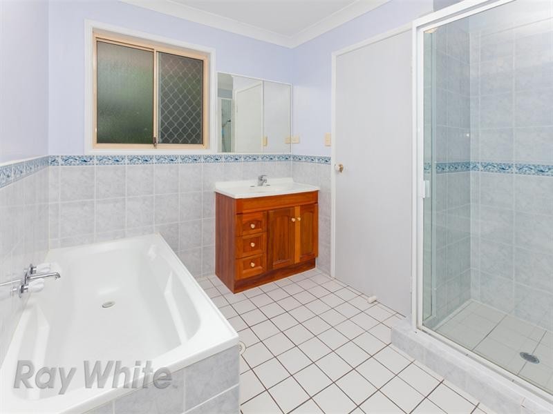 7 Moonstone Street, Springfield QLD 4300