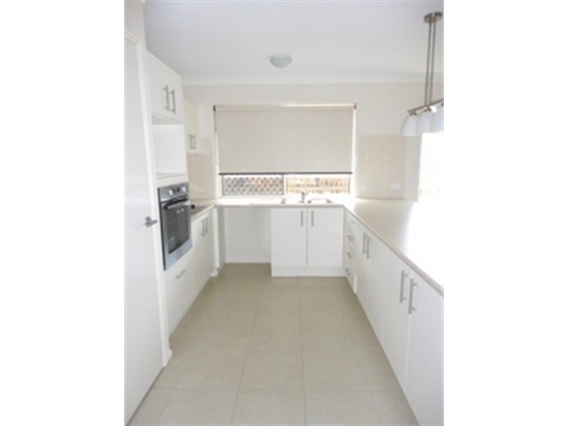 On Daisy Street, Springfield Lakes QLD 4300