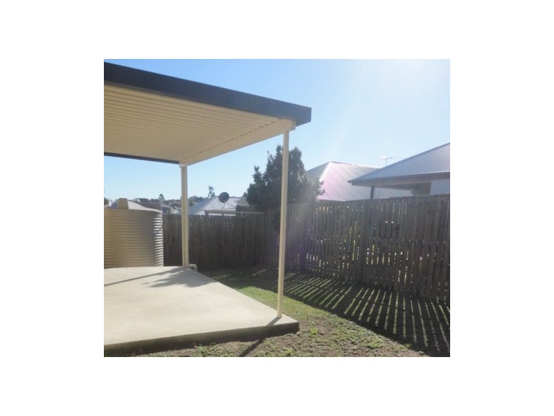 52 Atlantic Drive, Springfield Lakes QLD 4300