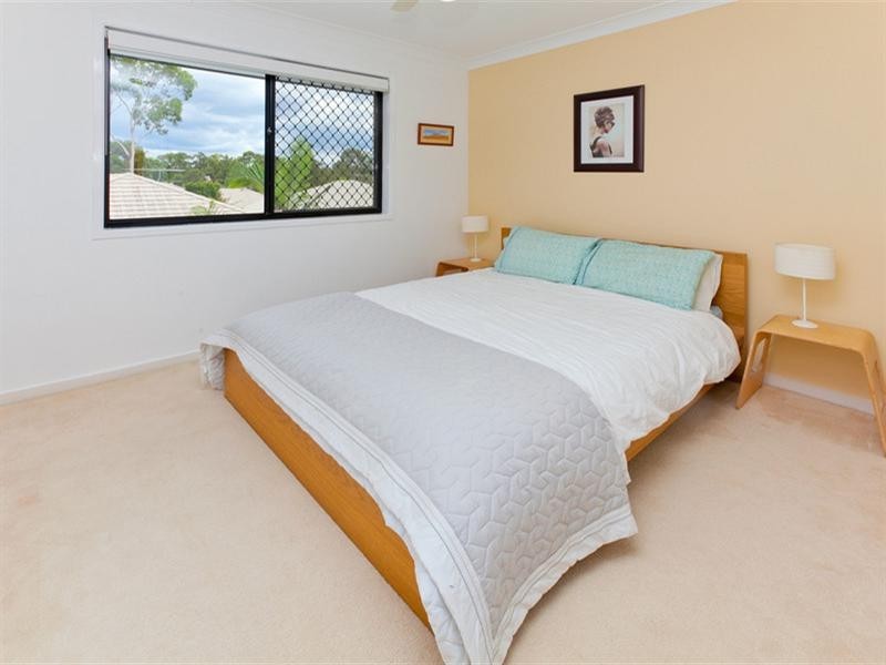 On Fort Close, Springfield Lakes QLD 4300