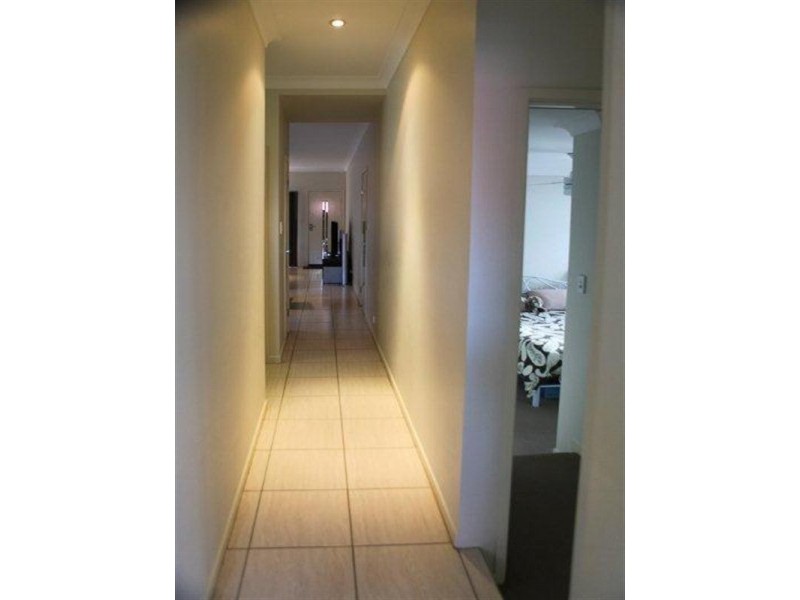 20 Hyde Avenue, Springfield Lakes QLD 4300