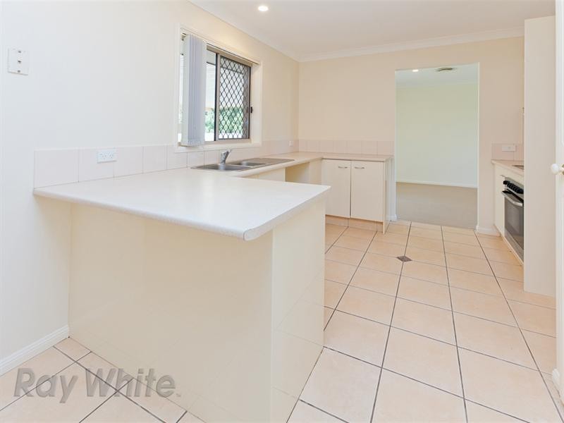 15 Scenic Crescent, Springfield QLD 4300