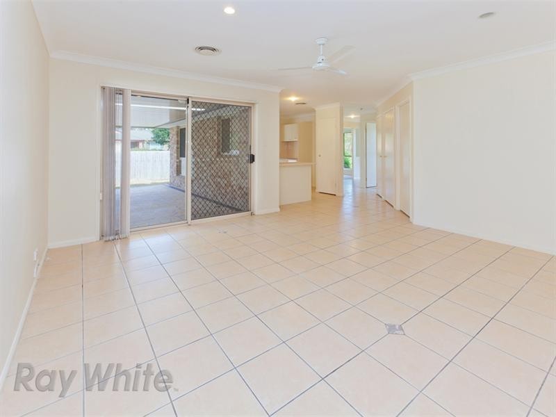 15 Scenic Crescent, Springfield QLD 4300