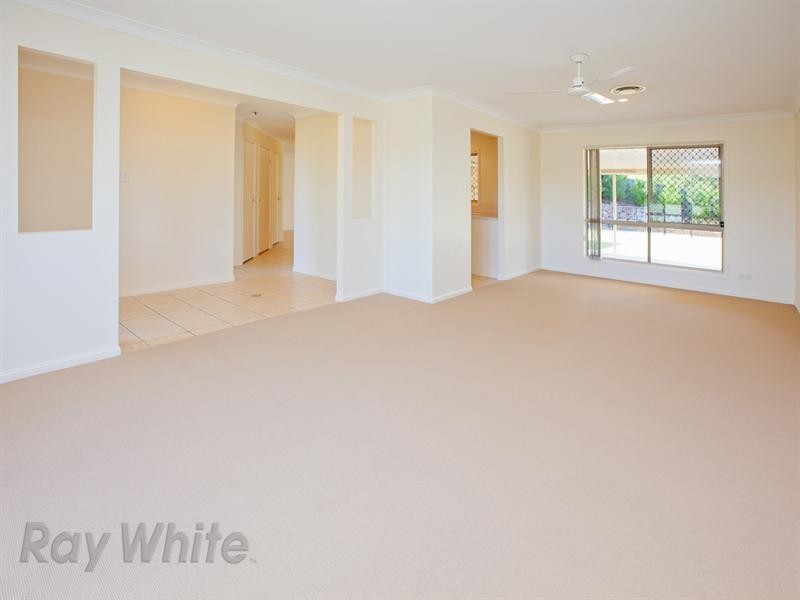 15 Scenic Crescent, Springfield QLD 4300