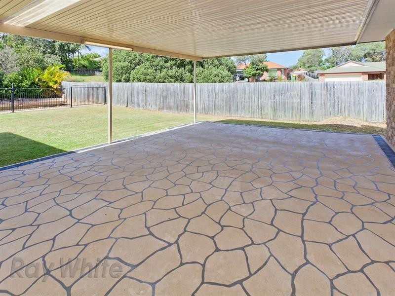 15 Scenic Crescent, Springfield QLD 4300