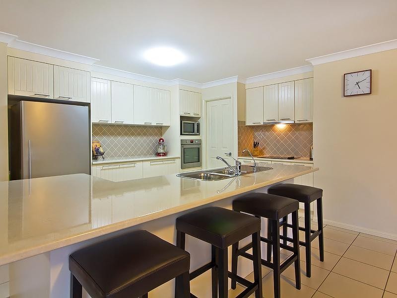 27-29 Avocet Court, Greenbank QLD 4124