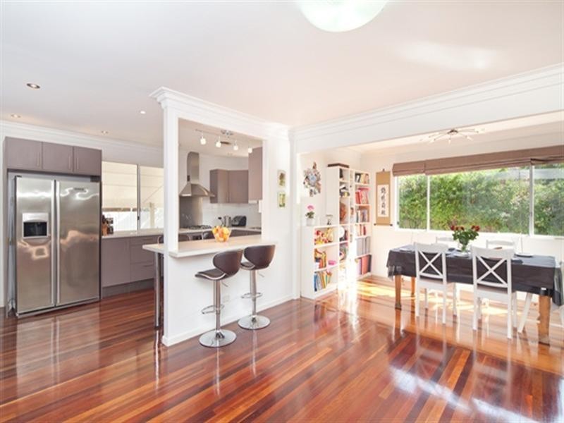 31 Aberfoyle Street, Kenmore QLD 4069