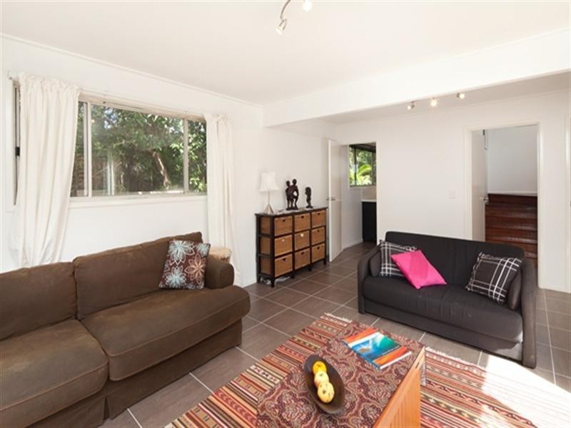 31 Aberfoyle Street, Kenmore QLD 4069