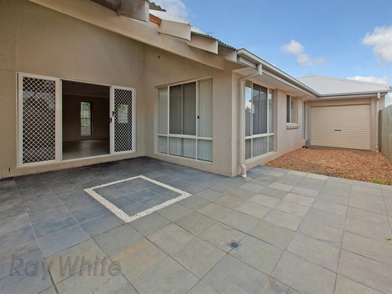 4 Esperance Crescent, Springfield Lakes QLD 4300