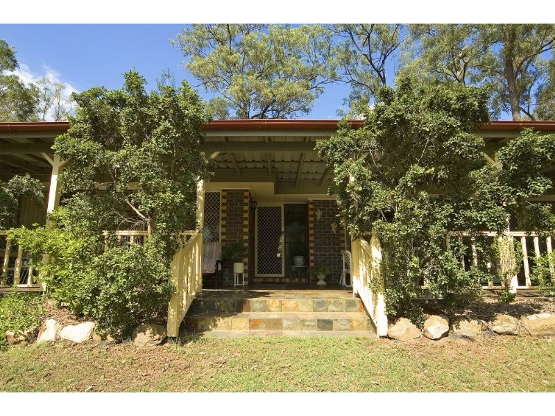 91-93 Woodlands Avenue, Camira QLD 4300