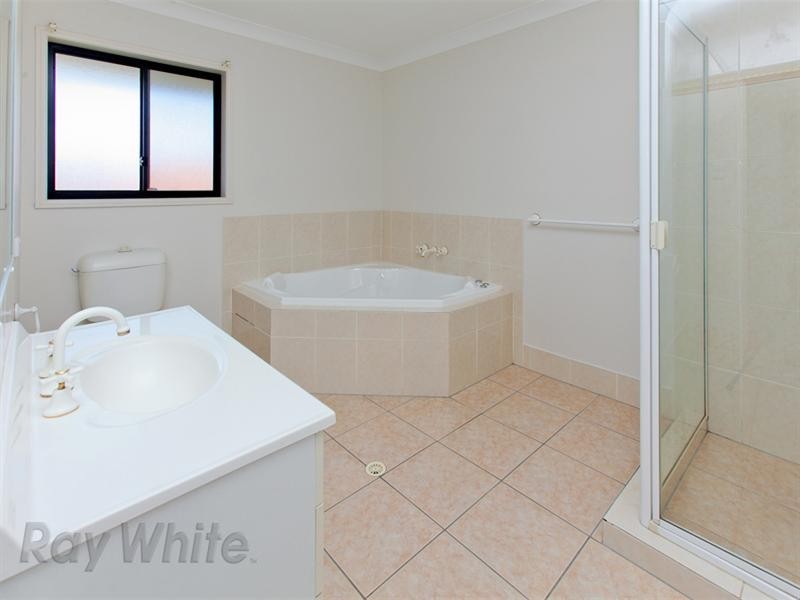 101 Lakeside Avenue, Springfield Lakes QLD 4300
