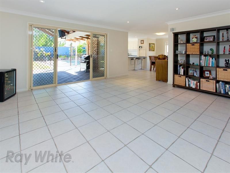 6 Arborwood Avenue, Springfield QLD 4300