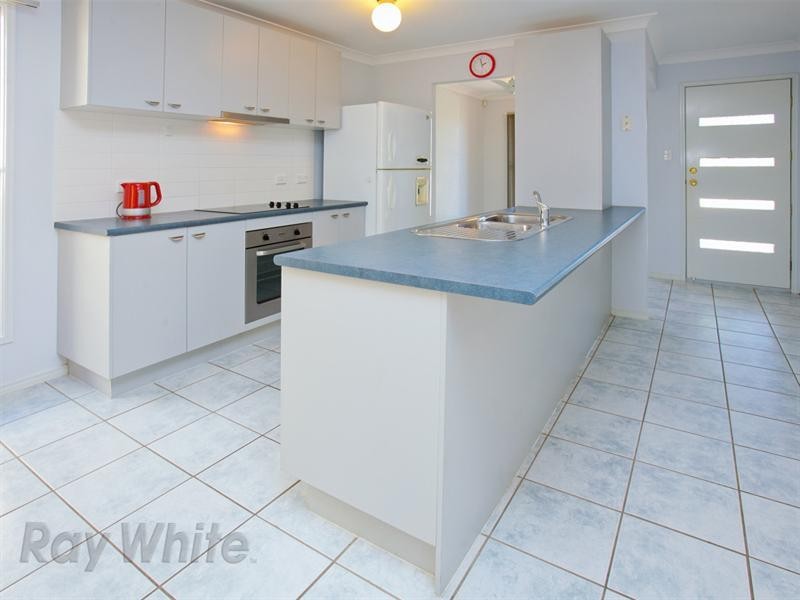 6 Marigold Close, Springfield Lakes QLD 4300