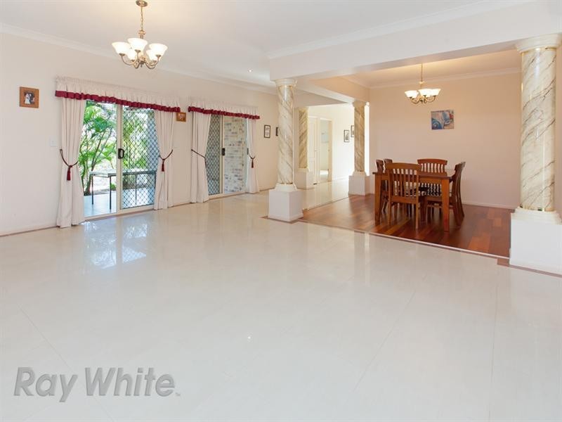 10 Abbey Court, Springfield Lakes QLD 4300