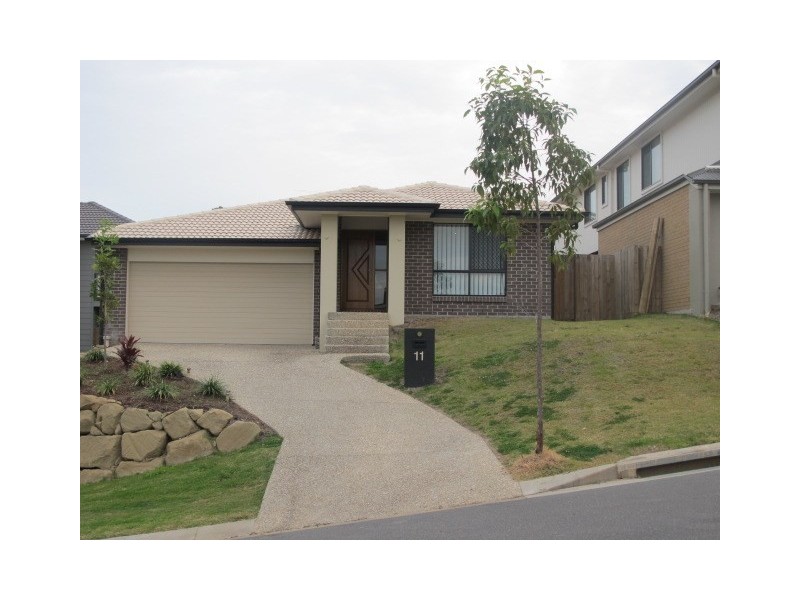 11 Hillsborough Place, Springfield Lakes QLD 4300