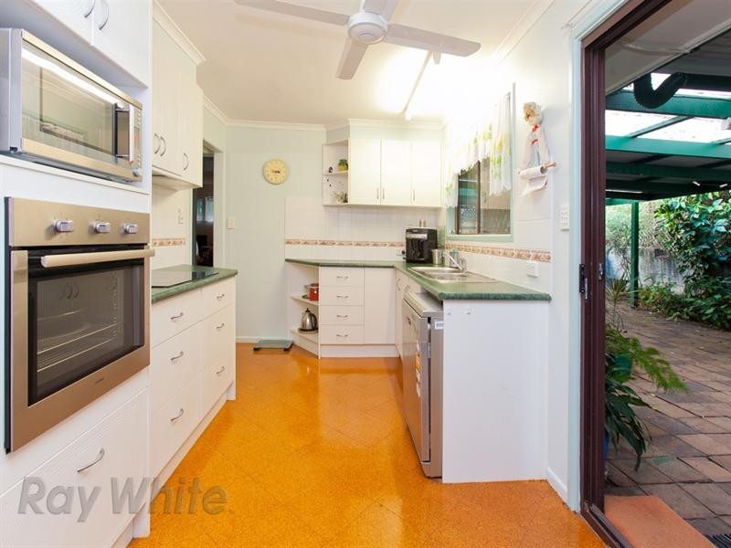 36 Hayes Avenue, Camira QLD 4300