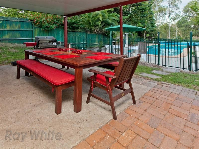 8 Shiral Court, Camira QLD 4300