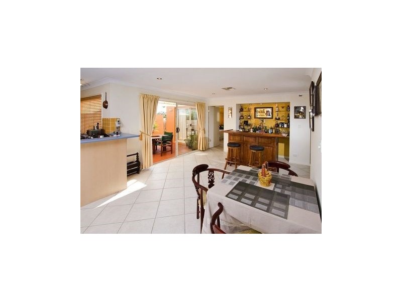 5 Apollo Place, Springfield Lakes QLD 4300