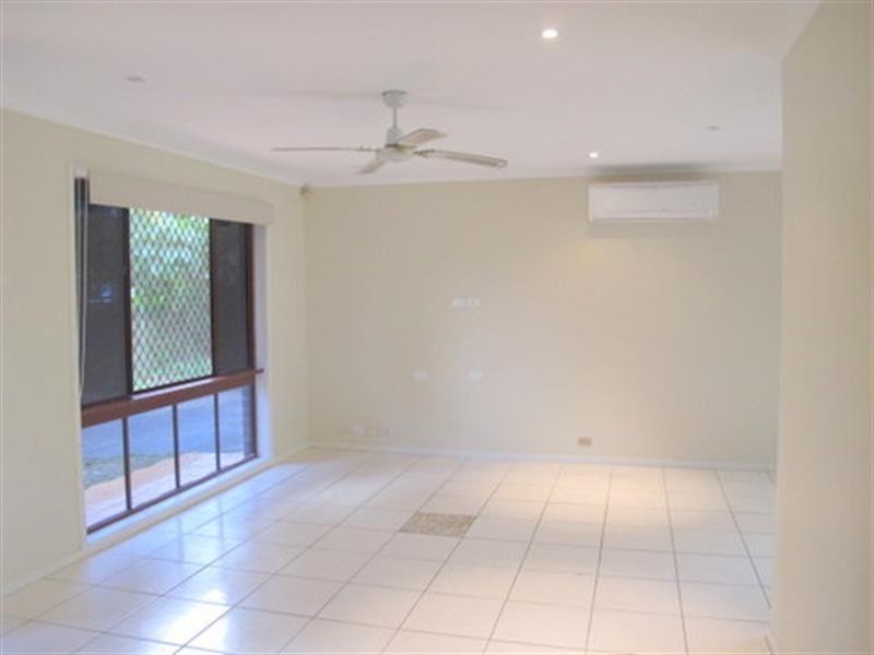 On Forest Glen, Camira QLD 4300