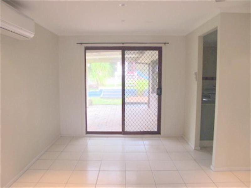 On Forest Glen, Camira QLD 4300