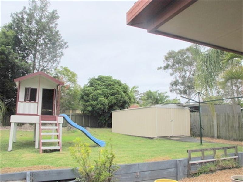 On Forest Glen, Camira QLD 4300