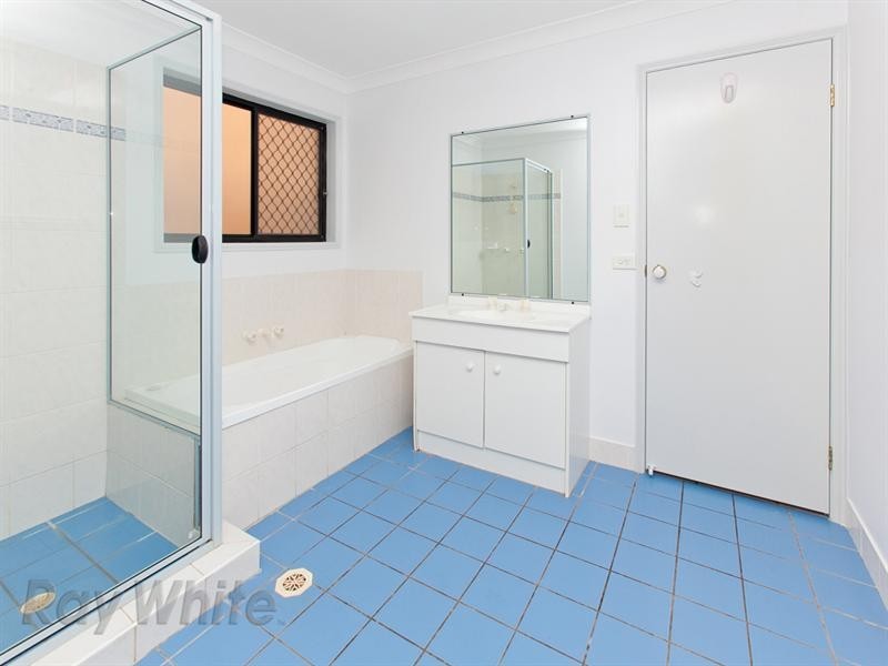 37 Karamea Avenue, Springfield QLD 4300