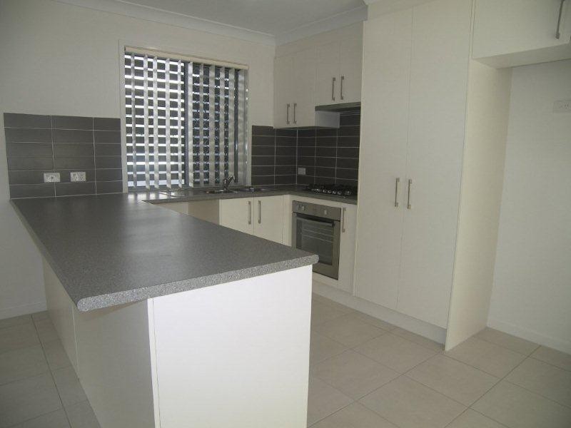 Unit 1/2 Messenger Crescent, Springfield Lakes QLD 4300