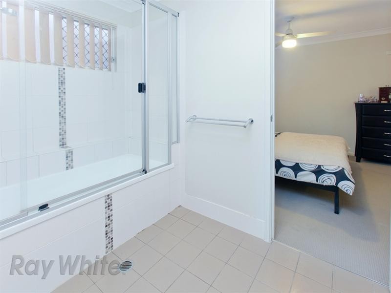 35 Aspect Terrace, Springfield Lakes QLD 4300