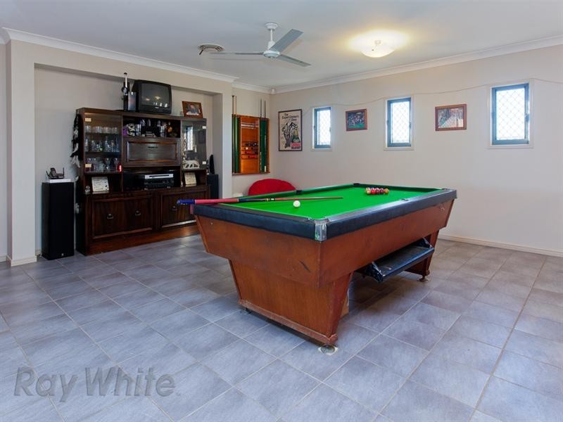 8 Hillview Street, Springfield QLD 4300