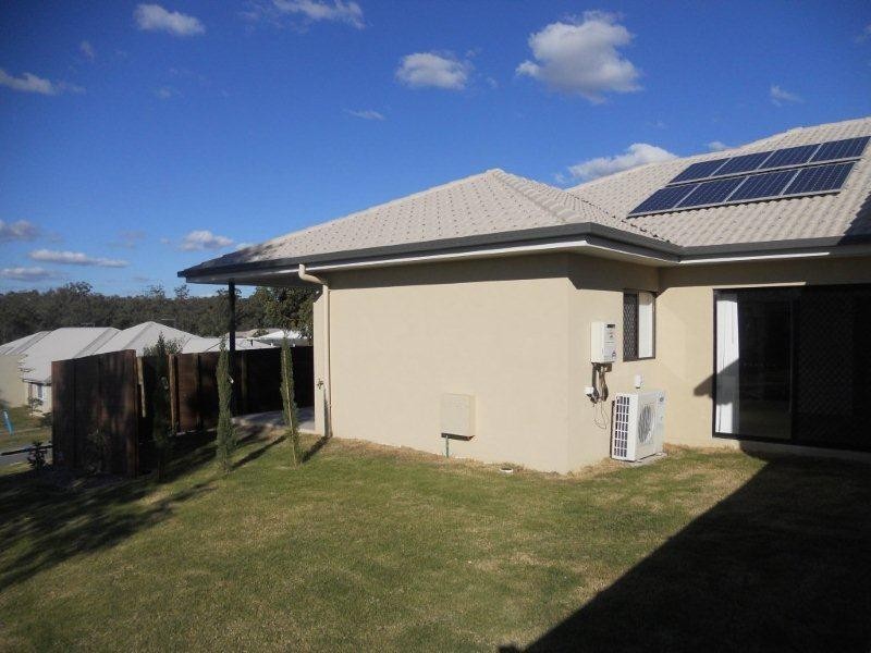 1 Aristotle Avenue, Augustine Heights QLD 4300