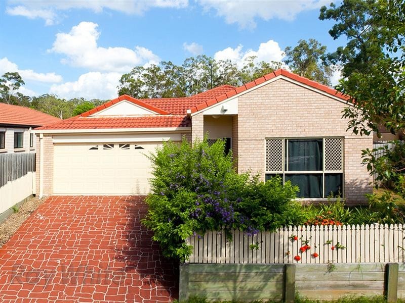 On Creekside Drive, Springfield Lakes QLD 4300