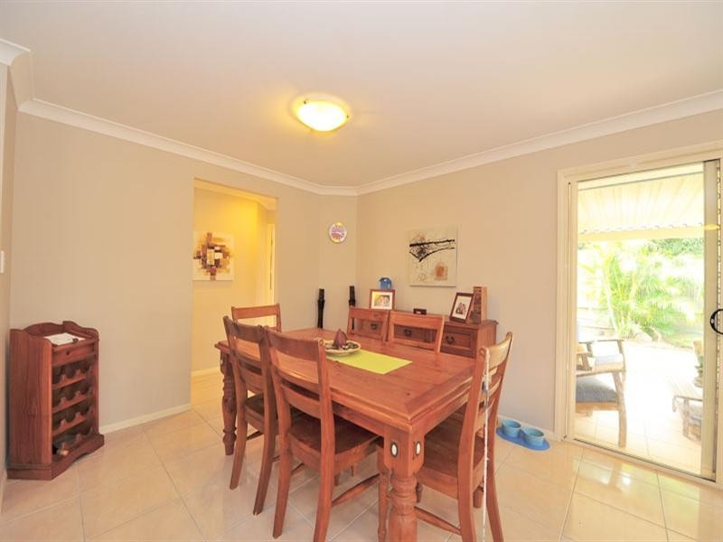 5 Emerson Close, Springfield Lakes QLD 4300