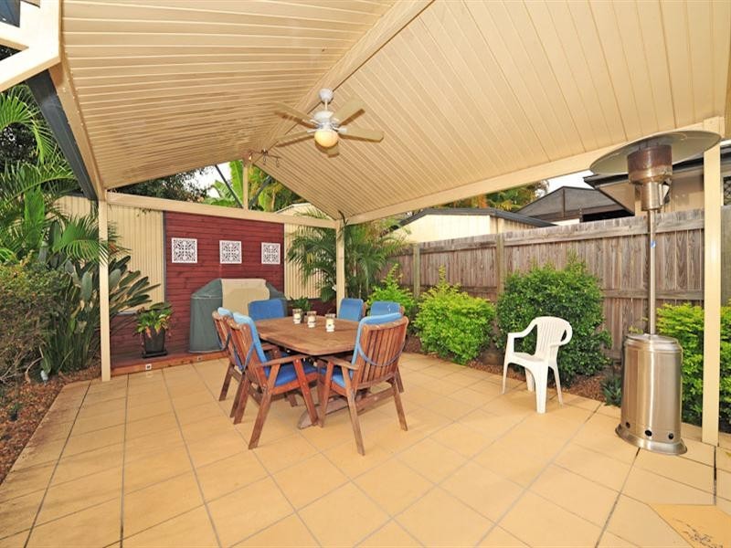 5 Emerson Close, Springfield Lakes QLD 4300