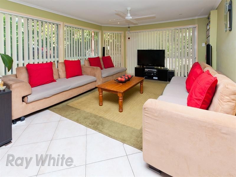 9 Kertes Road, Camira QLD 4300