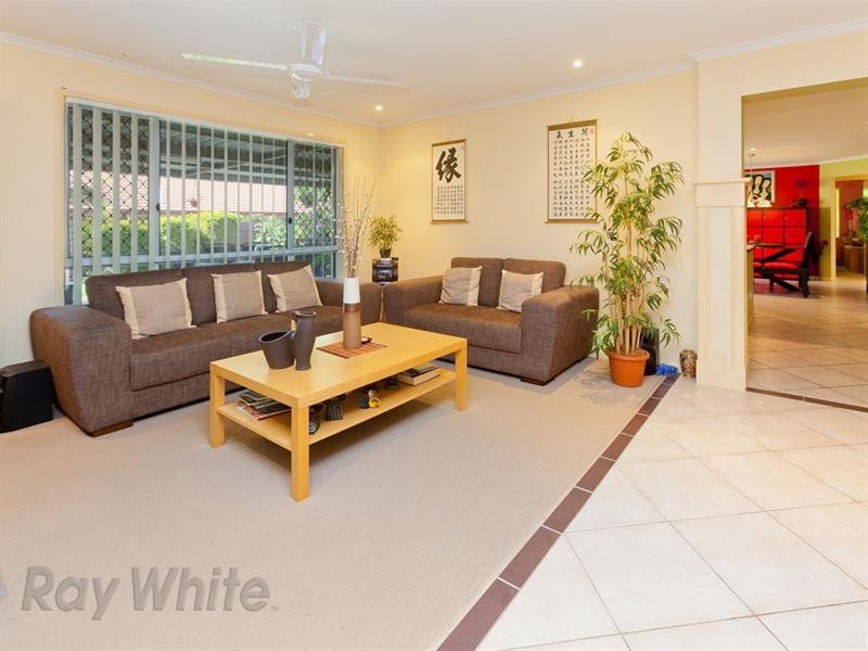 9 Kertes Road, Camira QLD 4300