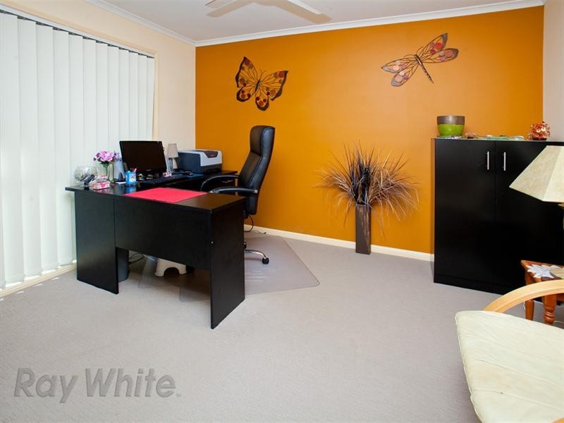 9 Kertes Road, Camira QLD 4300