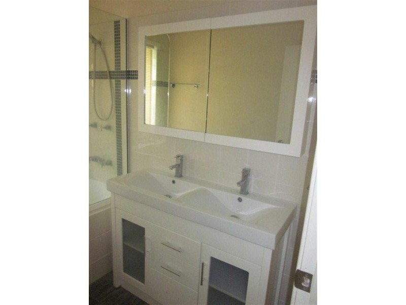 18 Forest Glen Court, Camira QLD 4300