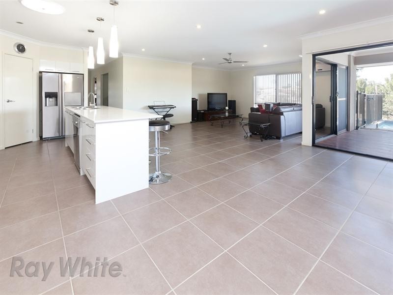 55 Summit Drive, Springfield Lakes QLD 4300