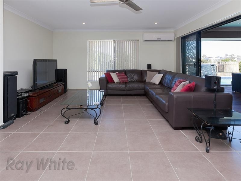 55 Summit Drive, Springfield Lakes QLD 4300