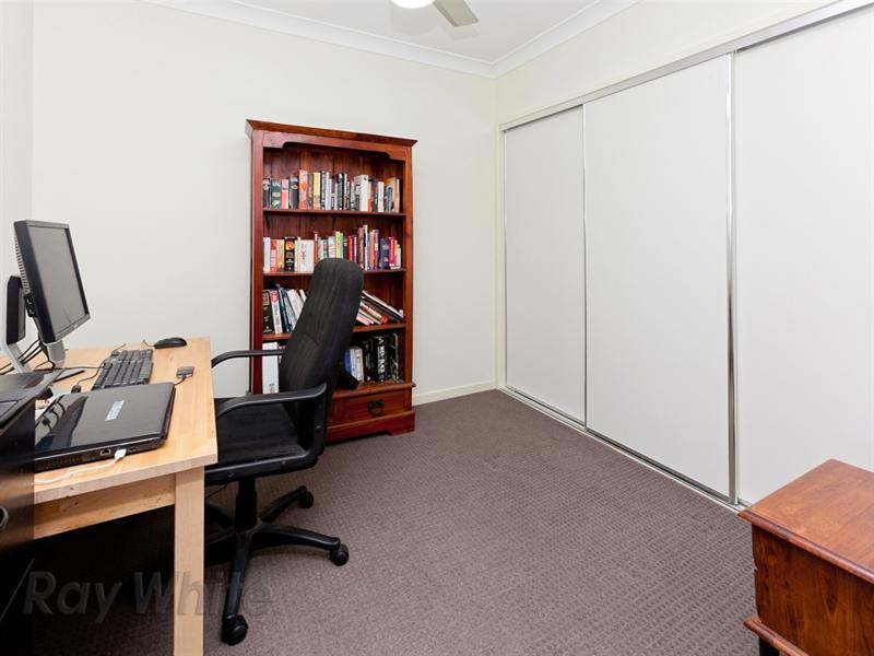 55 Summit Drive, Springfield Lakes QLD 4300